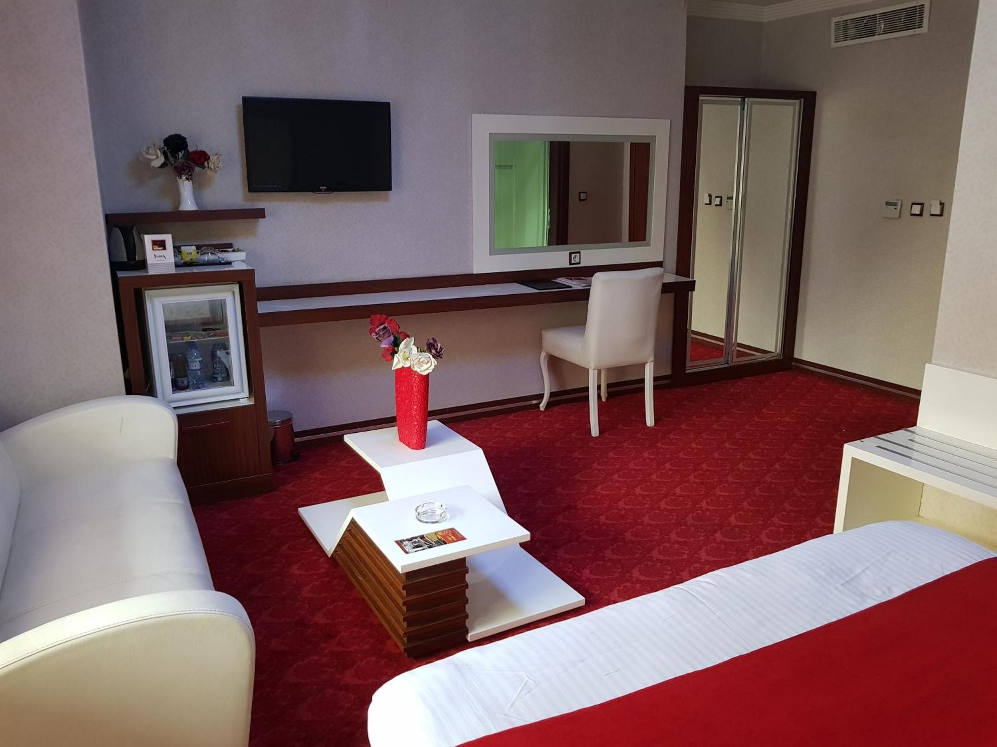 Ismira Hotel Ankara Exterior photo